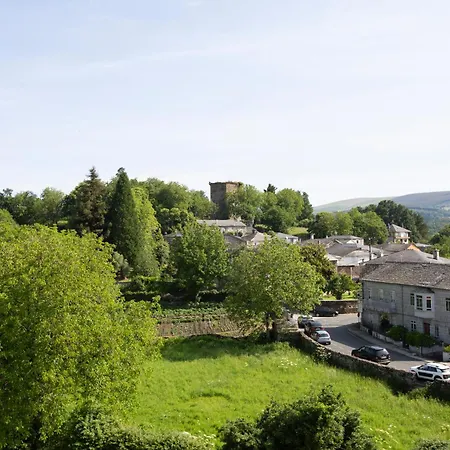 Roma 게스트하우스 Castroverde (Lugo)